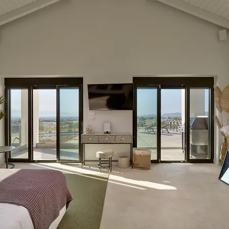 Villa Kalonia Villa, A Quintessential Retreat, By Thinkvilla Loutraki (Corinthia)