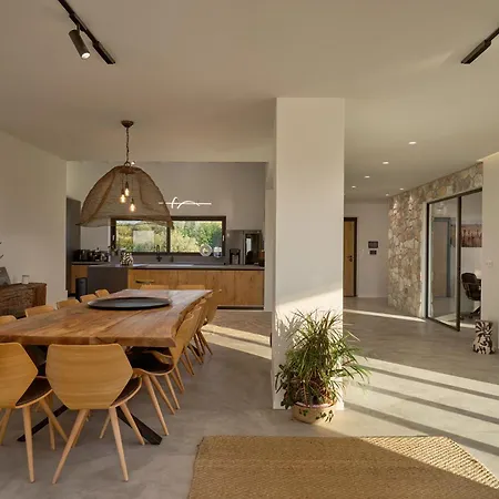 Kalonia Villa, A Quintessential Retreat, By Thinkvilla Vila