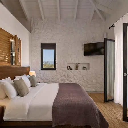 Kalonia Villa, A Quintessential Retreat, By Thinkvilla Vila Loutráki