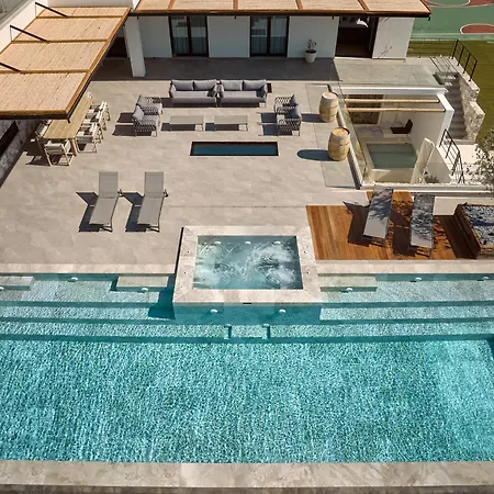 Villa Kalonia Villa, A Quintessential Retreat, By Thinkvilla Loutraki (Corinthia)