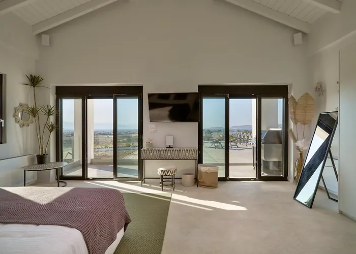 Villa Kalonía Villa, A Quintessential Retreat, By Thinkvilla Loutráki